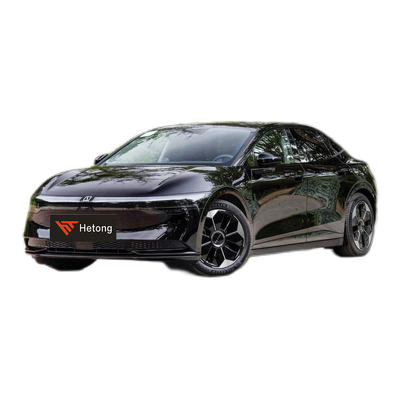 Zeekr 007 4WD ad alta velocità 4 porte 5 posti auto con 870 km di autonomia e 400 kW di potenza massima