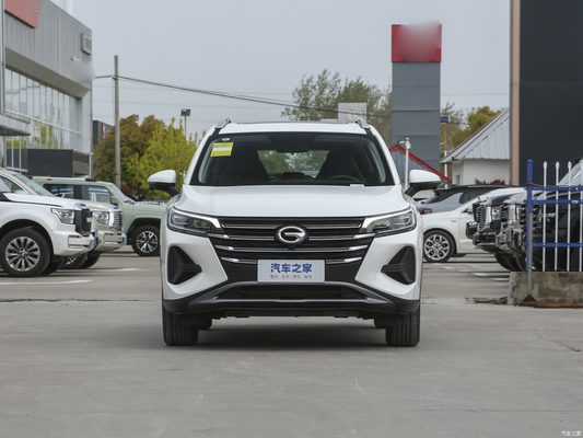 Gac Gs4 2023 Fwd 1.5t 177hp L4 5 sedili Versione di Trumpchi Gs4 Auto a benzina