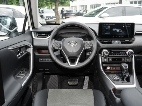 4600x1855x1685 ToyotaRav4 2023 auto Doppio motore E Volante sinistro Suv Auto Auto elettriche