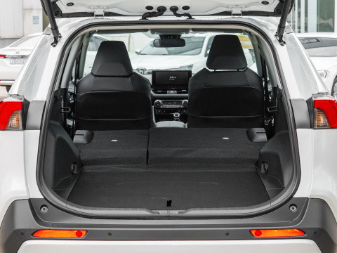 4600x1855x1685 ToyotaRav4 2023 auto Doppio motore E Volante sinistro Suv Auto Auto elettriche