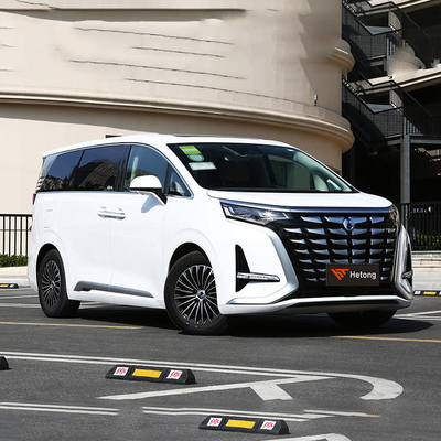 2022 Auto Nero/Azzurro Denza Dnine Dm-I Auto elettrica 945 Luxury Plug-In Hybrid Medium Mpv