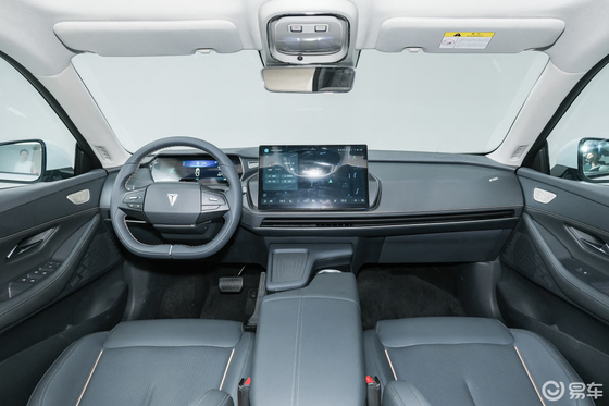 Suv elettrico auto 4x4 sinistra Auto Changan Blu Sl03 Grande spazio adulto Potenza massima 190kW