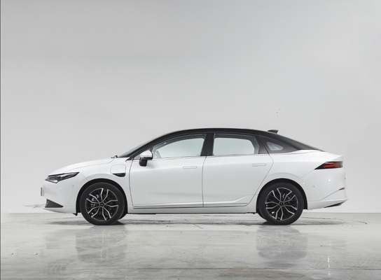 Auto Xpeng P5 2021 460g Veicolo energetico ad alta velocità e tecnologia elettrica pura