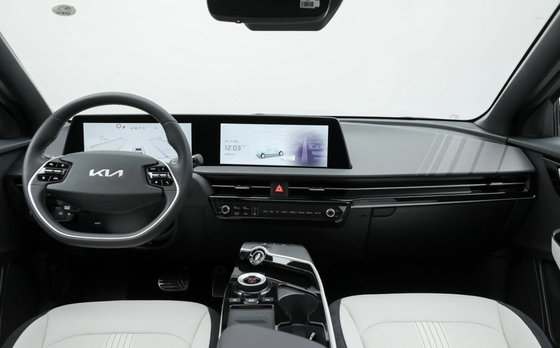 2023 Kia EV6 5 porte 5 posti Puro veicolo elettrico con 671KM di autonomia e tipo di motore grigio