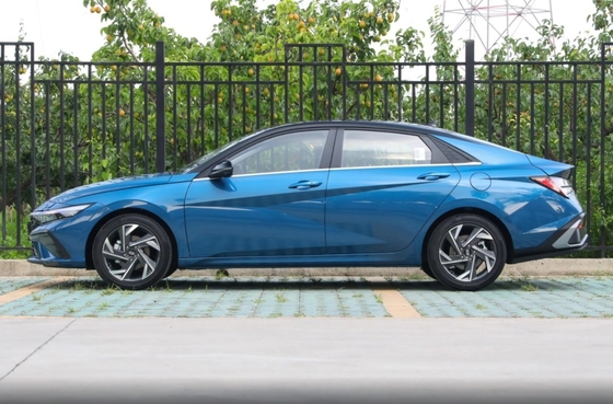2023 Hyundai Elantra Regolazione elettrica e riscaldamento Specchio retrovisore esterno per auto usata