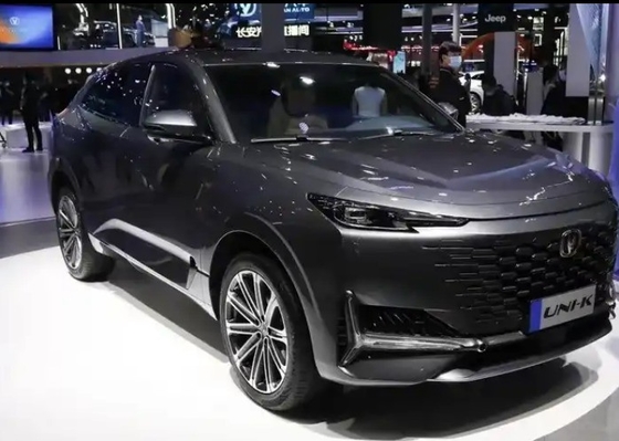 2023 Changan Uni-K 5 porte 5 posti SUV 2.0T 233 cavalli regolazione manuale del sedile del copilota
