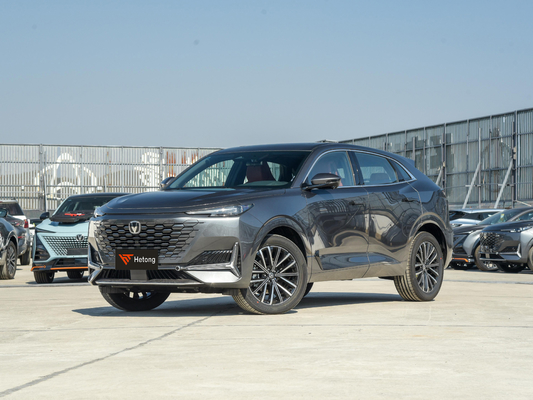 130 km NEDC chilometraggio Changan Uni-K SUV a benzina 2024 Modello 1845kg Peso a bordo 2.0T Motore
