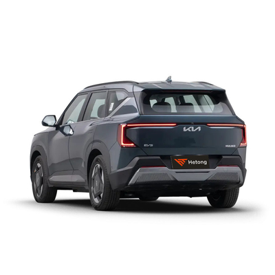 Migliora l'esperienza di viaggio della tua famiglia con il 2023 KIA EV5 Pure Electric Medium SUV