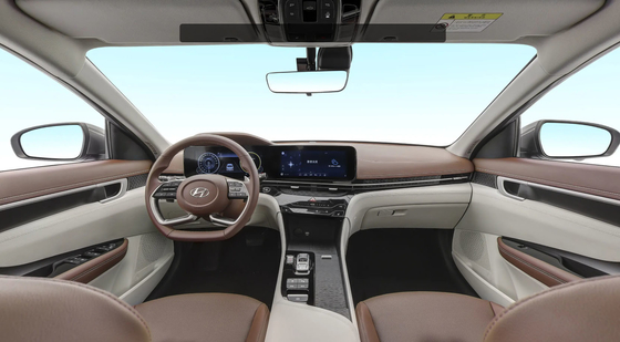 Hyundai Mingtu 2021 Sedan 1.5L/1.8L FWD Volante normale Auto usata di medie dimensioni