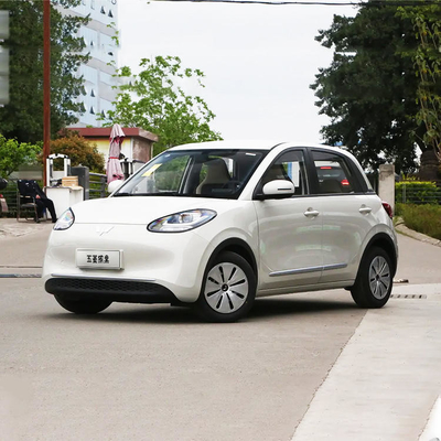 27kw Potenza massima 203km di autonomia Wuling Binguo 203 Piccola Energia Puro Mini EV Car