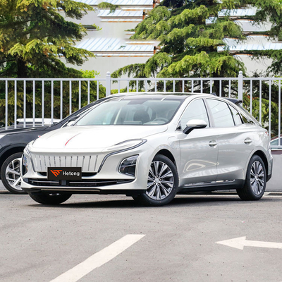 130 Max velocità 5 posti Hong Qi E-Qm5 2022 Auto elettrica di medie dimensioni