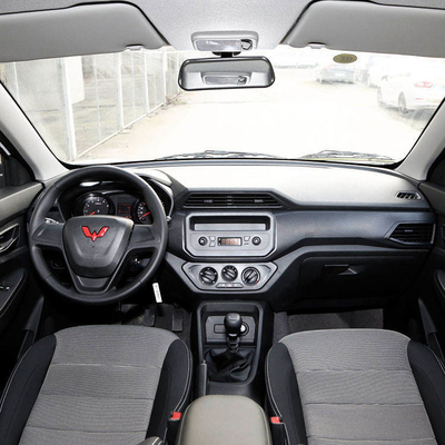 Consegna LHD Wuling Glory V Minibus Benzina 1.5L Alta Velocità 100km/h