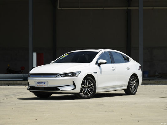 2023 Byd Qin Plus Dm-i Ev Fast Charge Nedc 400 km Sedan Veicolo elettrico Peso di bordo 1690
