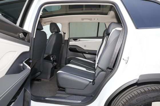 Id6 Volkswagen Id6 Crozz Il SUV compatto di lusso con tetto solare e energia elettrica pura