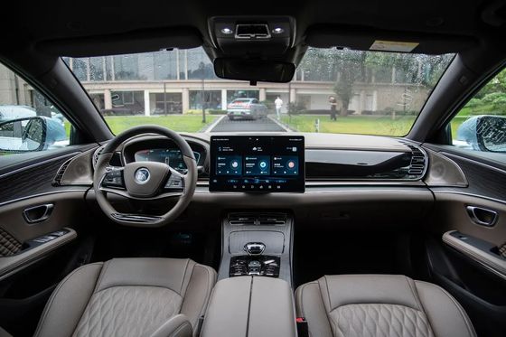 s 2023 SUV elettrico ad alta velocità con struttura di carrozzeria a 4 porte e potenza massima 228-517