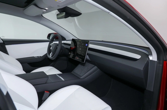 Tesla Model 3 High Speed Electric Car 556 Km Range 5 posti Energia a mano sinistra