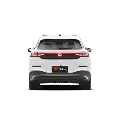 5 posti 4 ruote La perfetta combinazione di comfort e stile nella ID 6X EV di Volkswagen