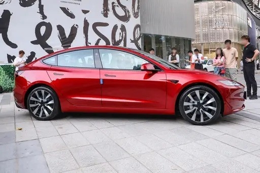 Pure Electric 2023 Tesla Model 3 Trazione integrale 606km Autonomia 0,67H Ricarica rapida