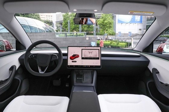 Pure Electric 2023 Tesla Model 3 Trazione integrale 606km Autonomia 0,67H Ricarica rapida