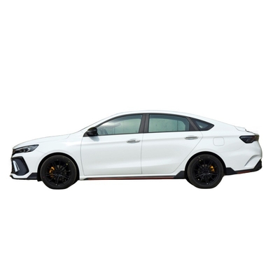 4605*1878*1643mm Geely Binrui 1.5TD 7DCT Power Edition Sedan a benzina per prestazioni