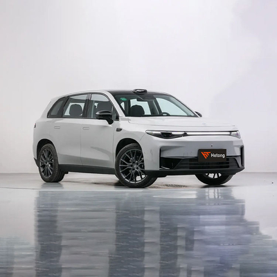 2024 Leapmotor C10 PHEV SUV ibrido a sinistra con modello di base e tecnologia energetica