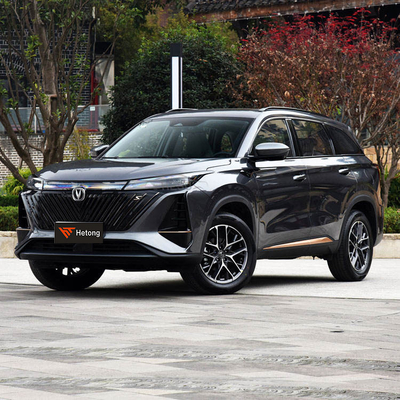 Veicoli a combustibile ad alta velocità Changan CS75 Plus touch screen e spazio libero minimo 15°-20° SUV
