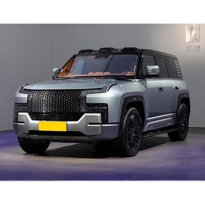 Electric BYD Yangwang U8 SUV di lusso con autonomia estesa 5 porte 5 posti