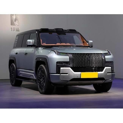 Electric BYD Yangwang U8 SUV di lusso con autonomia estesa 5 porte 5 posti