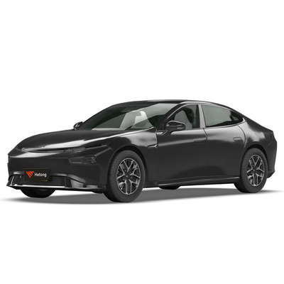 2024 Xpeng P7 5 posti 2WD Energy Car Auto con sterzo sinistro in nero/rosso/bianco