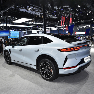 BYD Song L 4WD EV Car 602 Km Range SUV a 5 porte e 5 posti per le esigenze dei vostri clienti