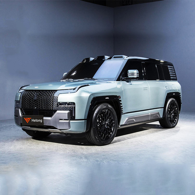 Deposito 2024 BYD Yangwang U8 Veicolo elettrico a lungo raggio con velocità massima di 200 km/h