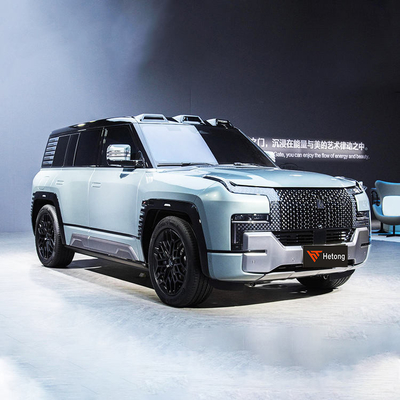 Deposito 2024 BYD Yangwang U8 Veicolo elettrico a lungo raggio con velocità massima di 200 km/h