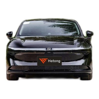 Zeekr 007 4WD ad alta velocità 4 porte 5 posti auto con 870 km di autonomia e 400 kW di potenza massima