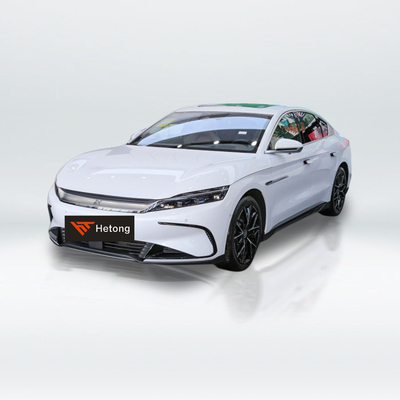 610 km Veicoli energetici BYD Han EV Verde berlina elettrica a 4 porte con velocità massima di 185 km/h