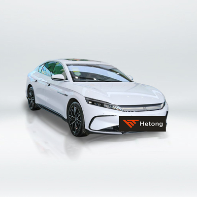 610 km Veicoli energetici BYD Han EV Verde berlina elettrica a 4 porte con velocità massima di 185 km/h